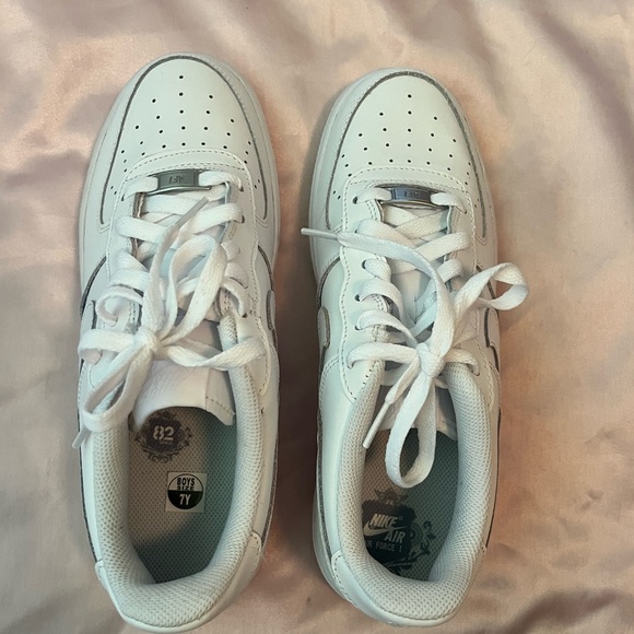 Nike Air Force 1 big kids NWT white - Picture 4 of 15